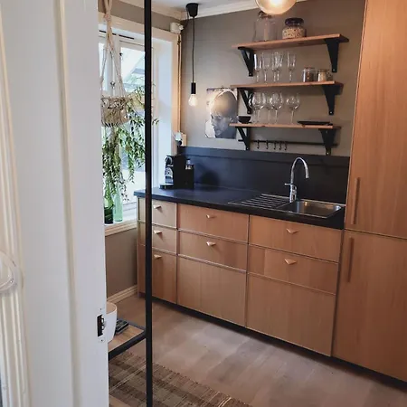 아파트 Cozy Centrally Located In The Middle Of The 프레드릭스타드