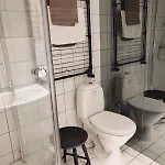Cozy Centrally Located In The Middle Of The *